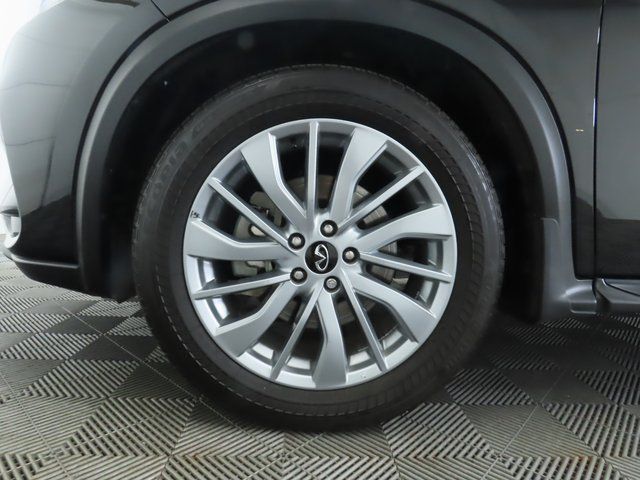 Thumbnail: 2025 INFINITI QX50 - 30