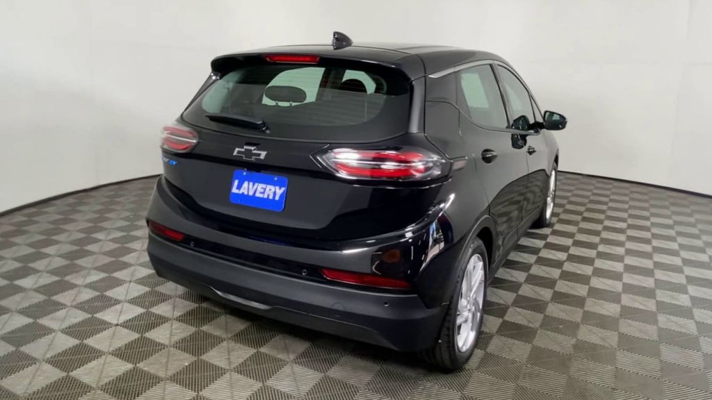 2023 Chevrolet Bolt EV 1LT 8