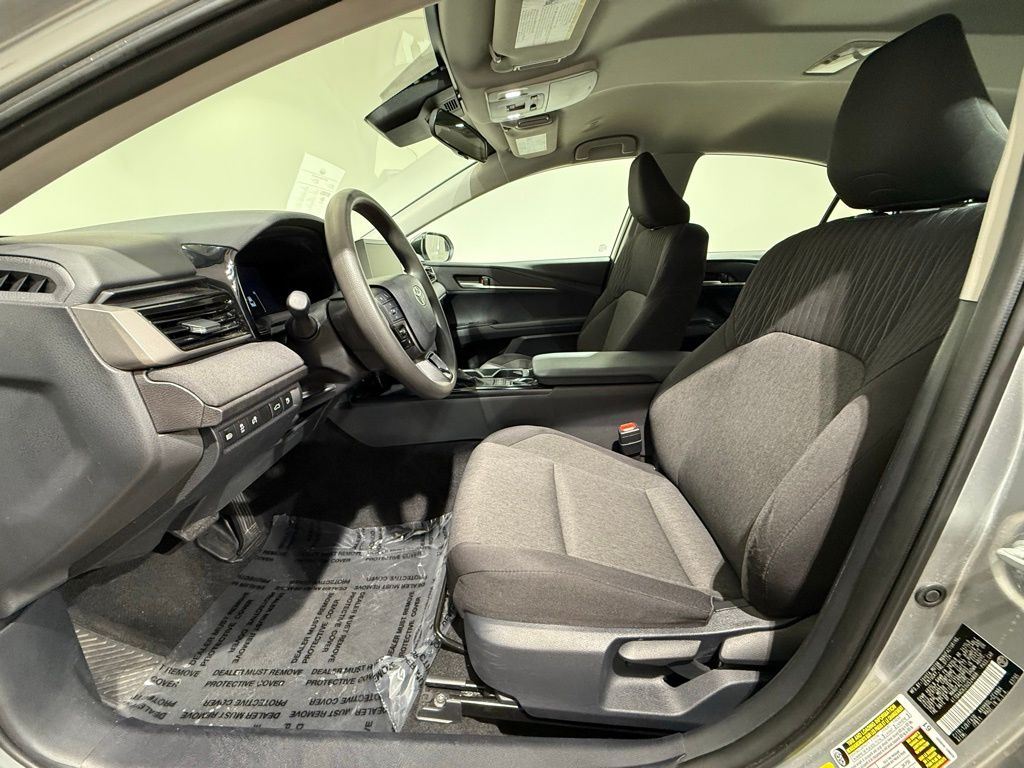 Thumbnail: 2025 Toyota Camry - 12