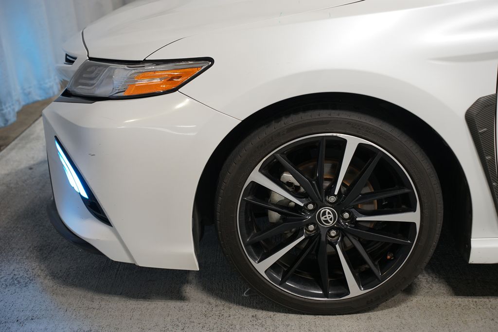 Thumbnail: 2020 Toyota Camry - 5