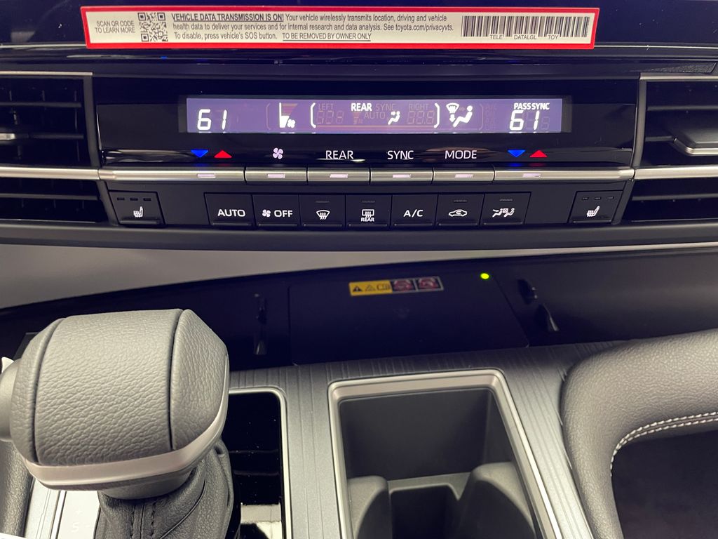 Thumbnail: 2025 Toyota Sienna - 26