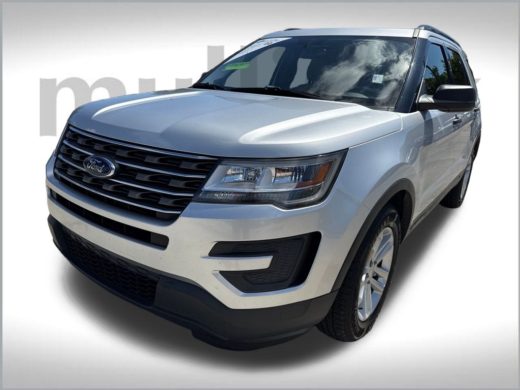 2017 Ford Explorer Base photo 6