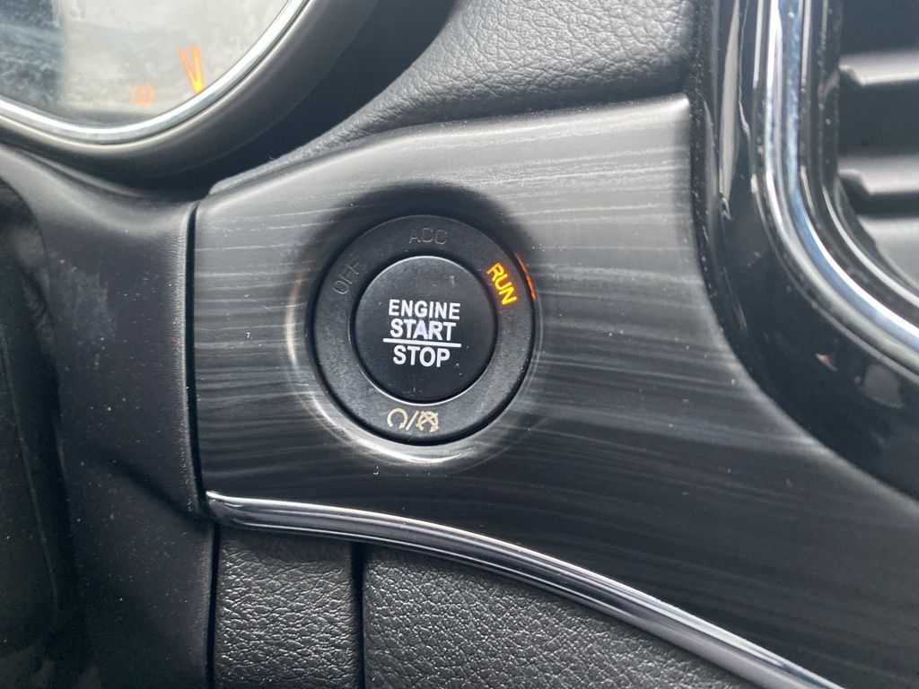 used 2019 Jeep Grand Cherokee car, priced at $14,750