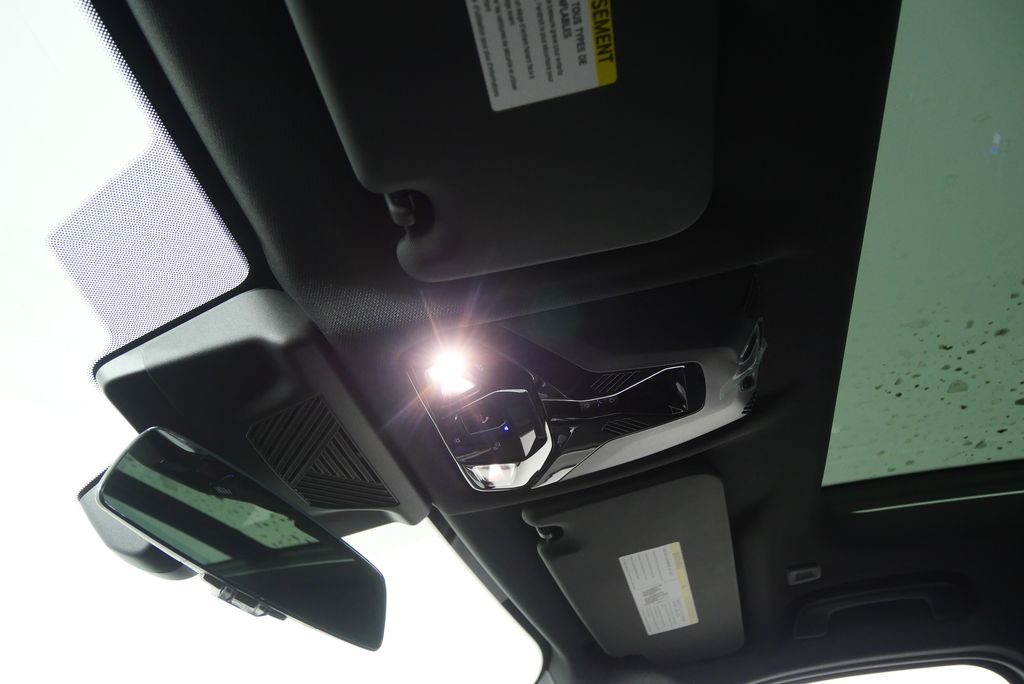 Thumbnail: 2025 BMW X1 - 20