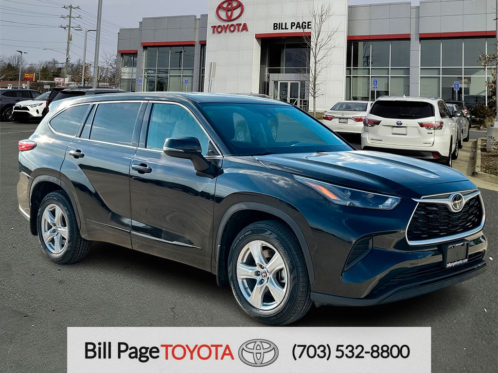 Midnight Black Metallic 2022 Toyota Highlander SUV / Crossover All-Wheel Drive 8-Speed Automatic