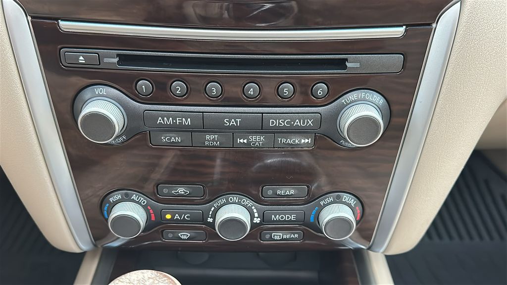 2014 Nissan Pathfinder Platinum White at Toyota of Kenner