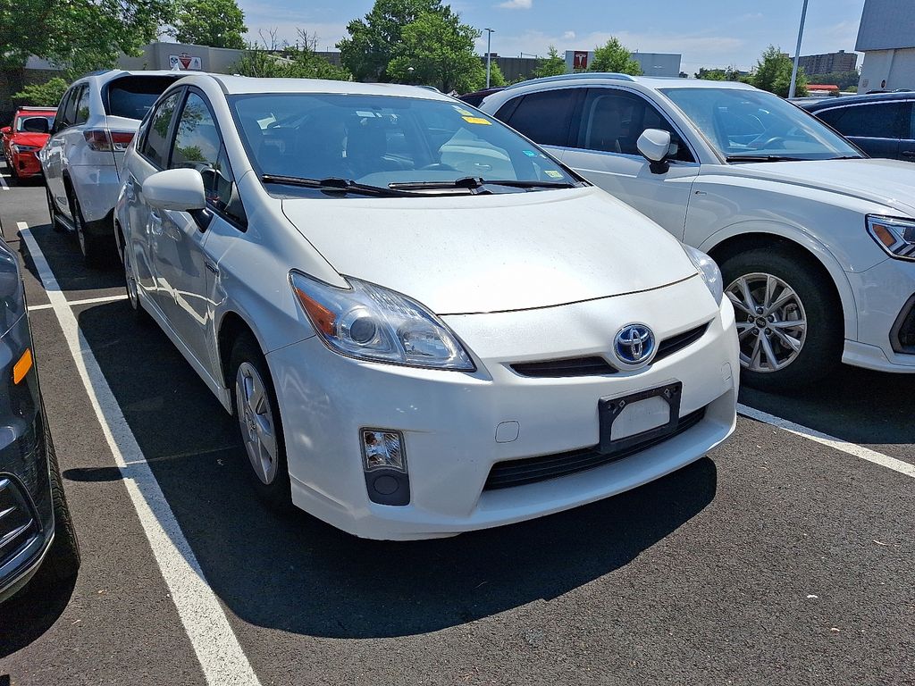 Thumbnail: 2010 Toyota Prius - 3