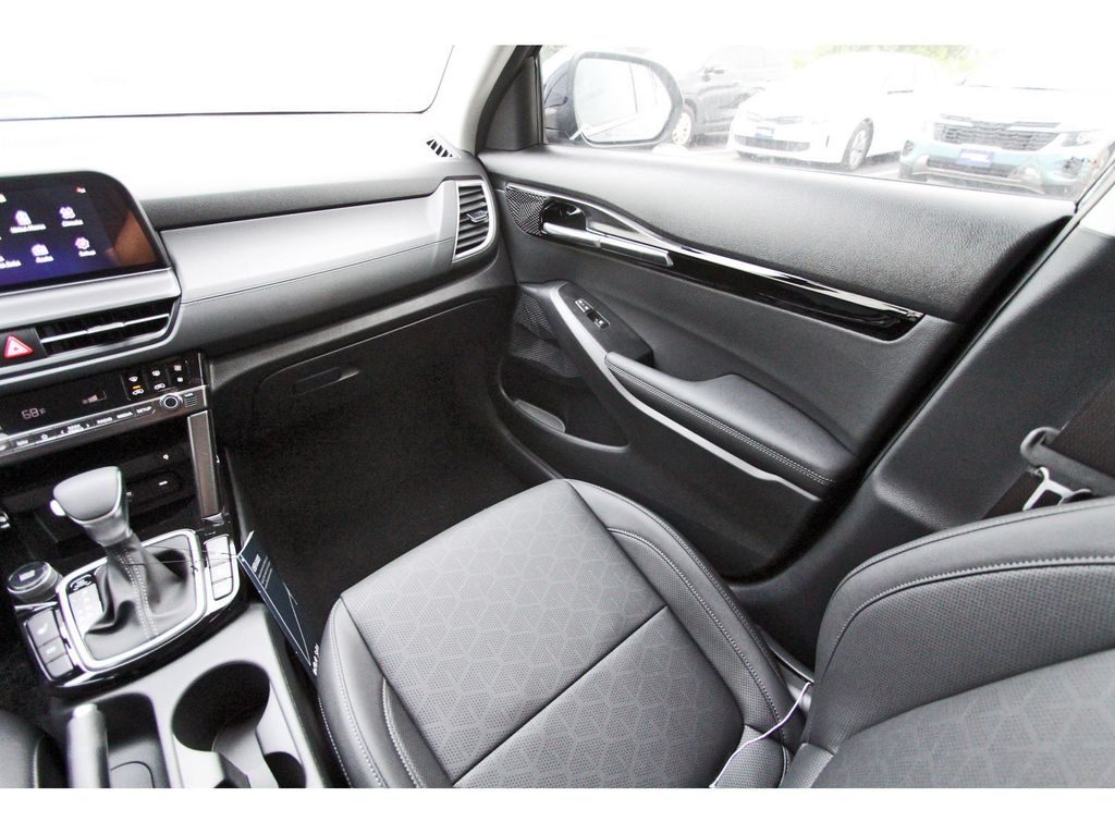 New 2026 Kia Seltos SUV