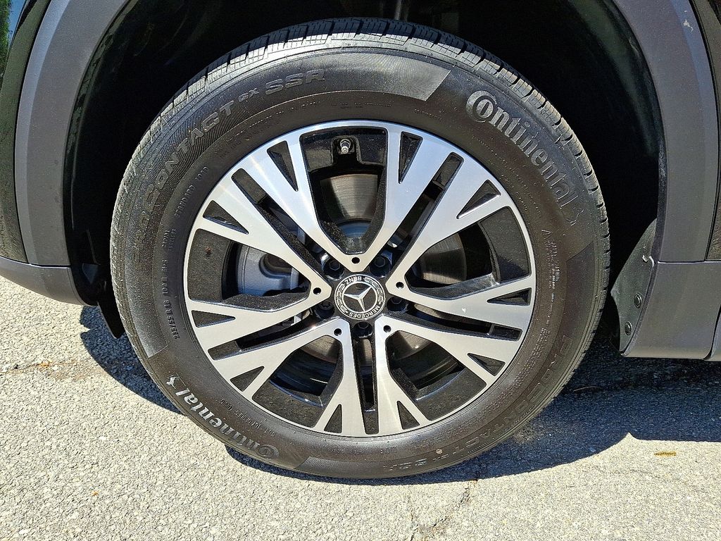 Thumbnail: 2026 Mercedes-Benz GLB - 8