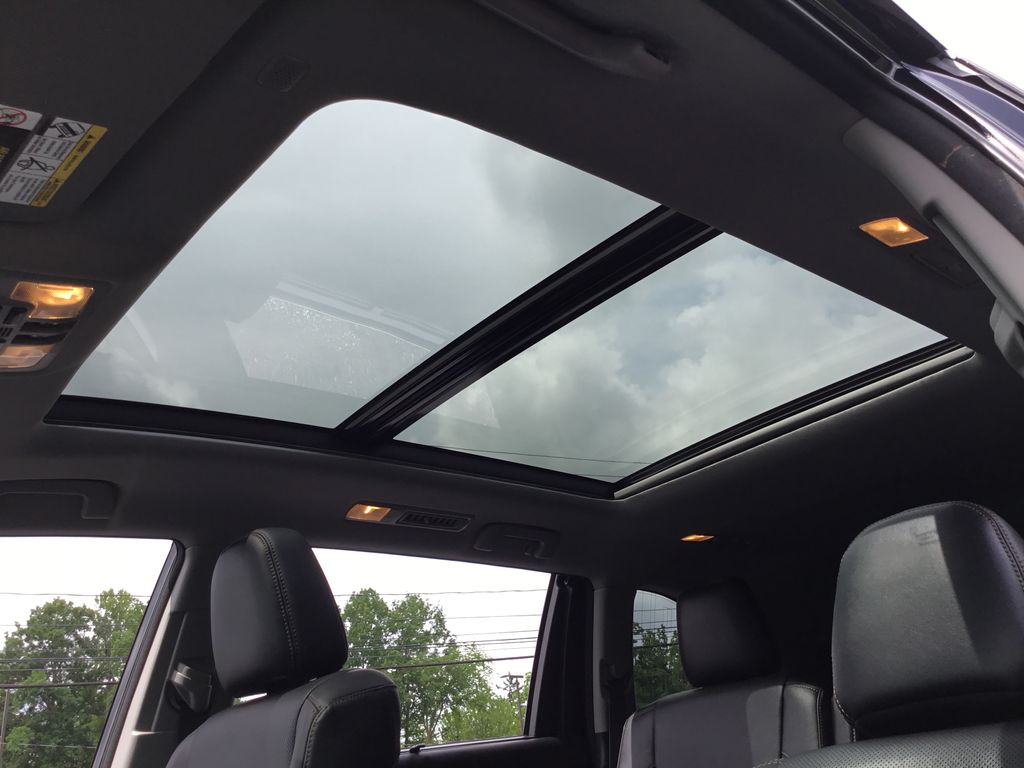 2018 Toyota Highlander Limited Platinum 10