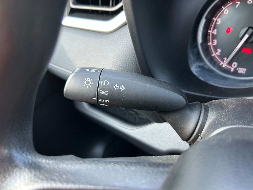 2024 Toyota RAV4 XLE 22