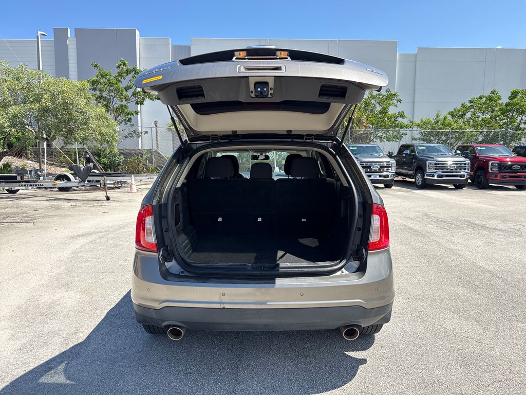 Used 2013 Gray Ford SEL image 24