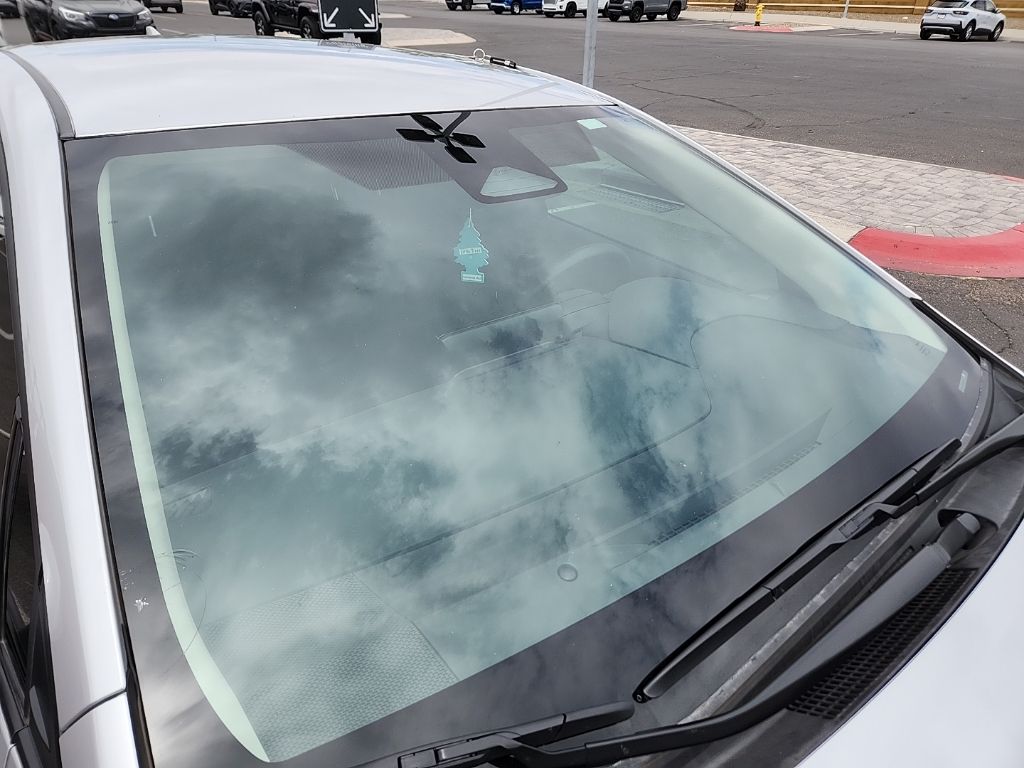 2024 Toyota Corolla LE 19