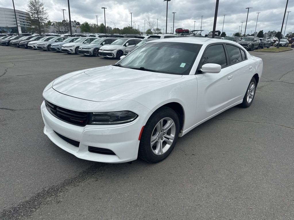 White Knuckle Clearcoat 2018 Dodge Charger SXT RWD Sedan Rear-Wheel Drive 8-Speed Automatic