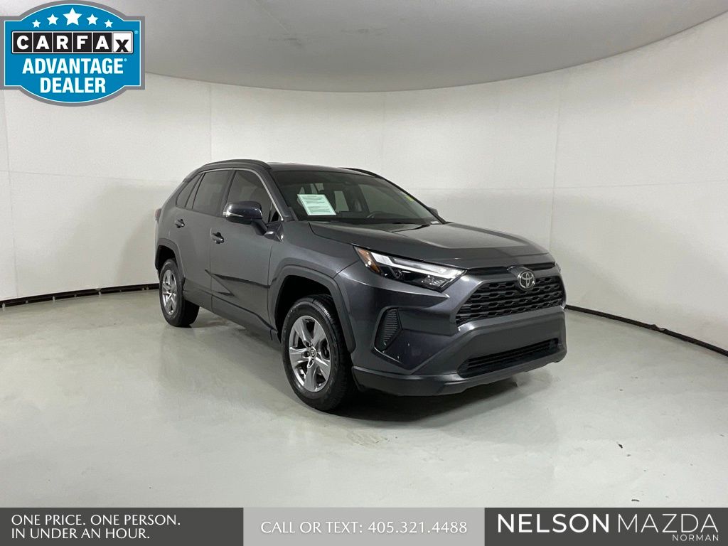 2023 Toyota RAV4 XLE FWD