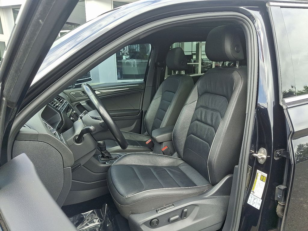 Thumbnail: 2020 Volkswagen Tiguan - 13