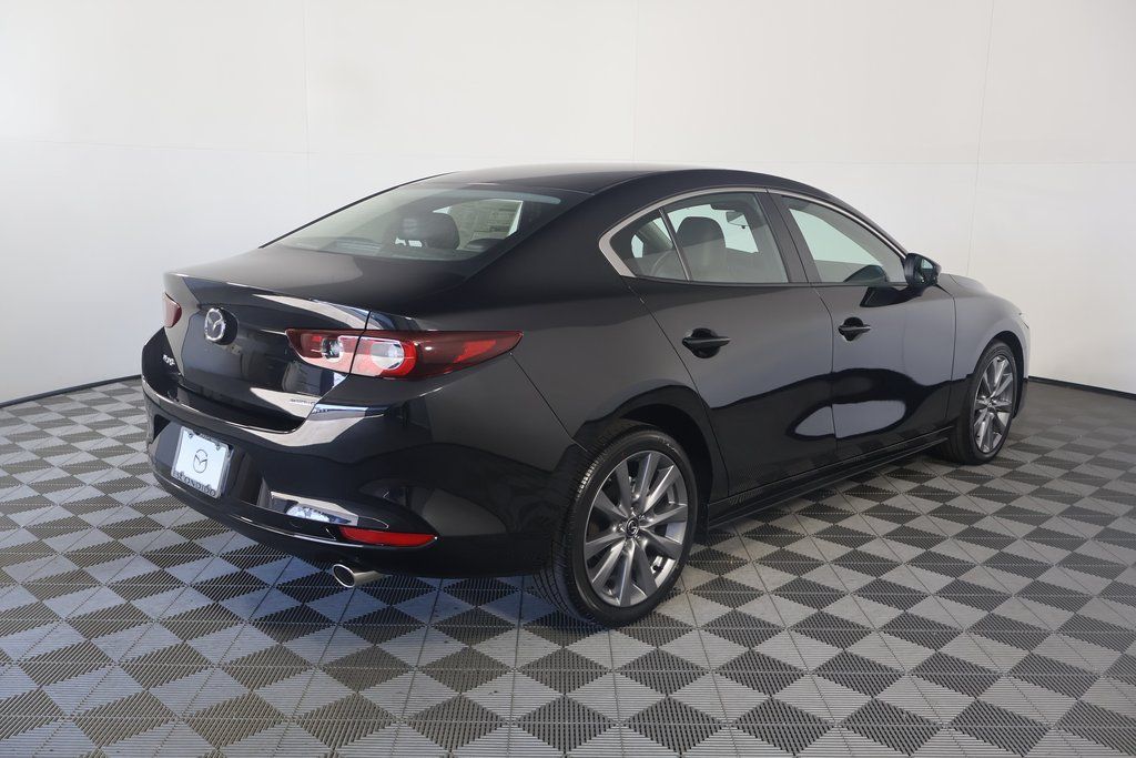 Thumbnail: 2025 Mazda Mazda3 - 2