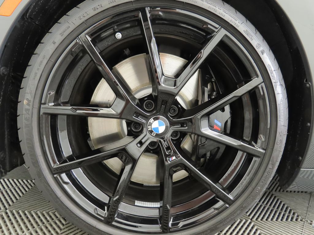 2025 BMW 8 Series  30