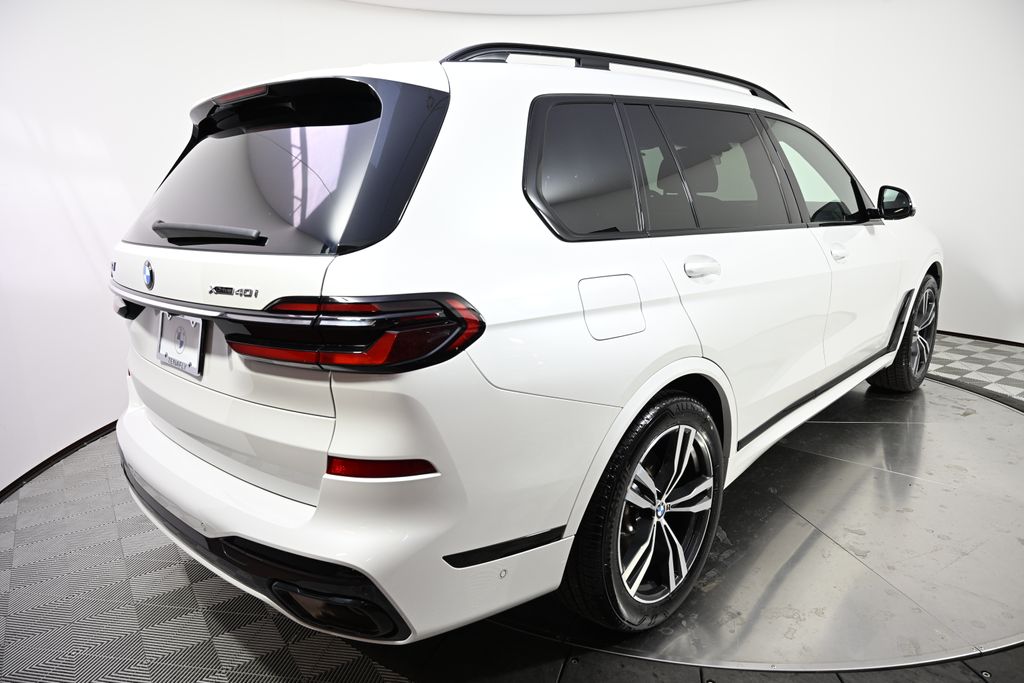 2023 BMW X7 xDrive40i 5