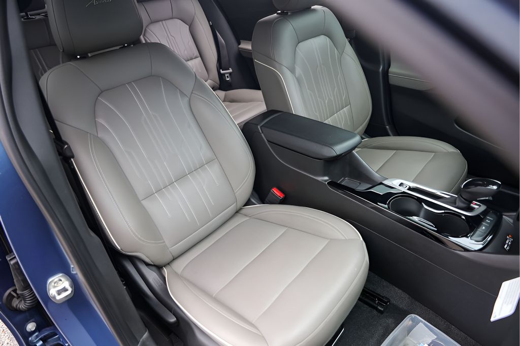 Used Car 2024 Buick Envista  Avenir For Sale Under $30,000 In Austin, Texas