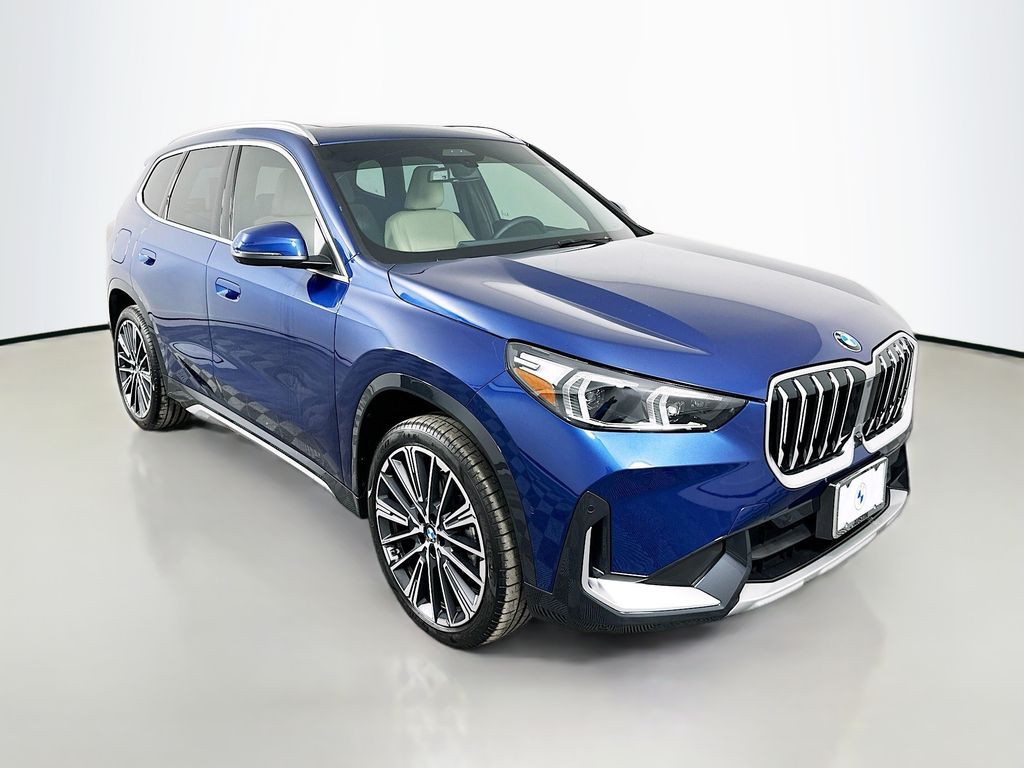 Thumbnail: 2025 BMW X1 - 3