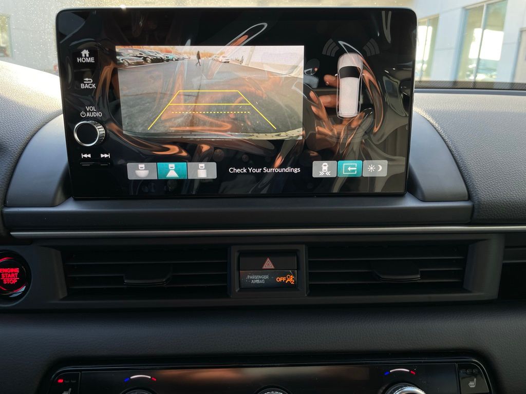 Thumbnail: 2025 Honda Pilot - 17