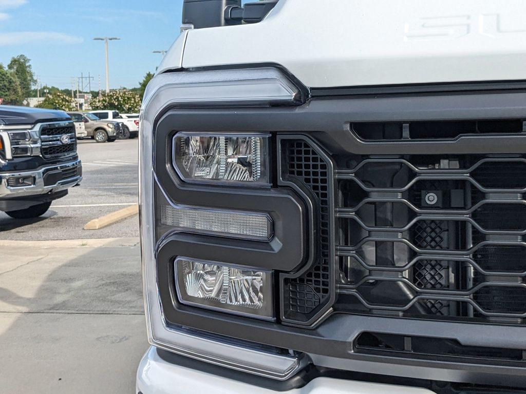 2025 Ford F-250 Super Duty XL