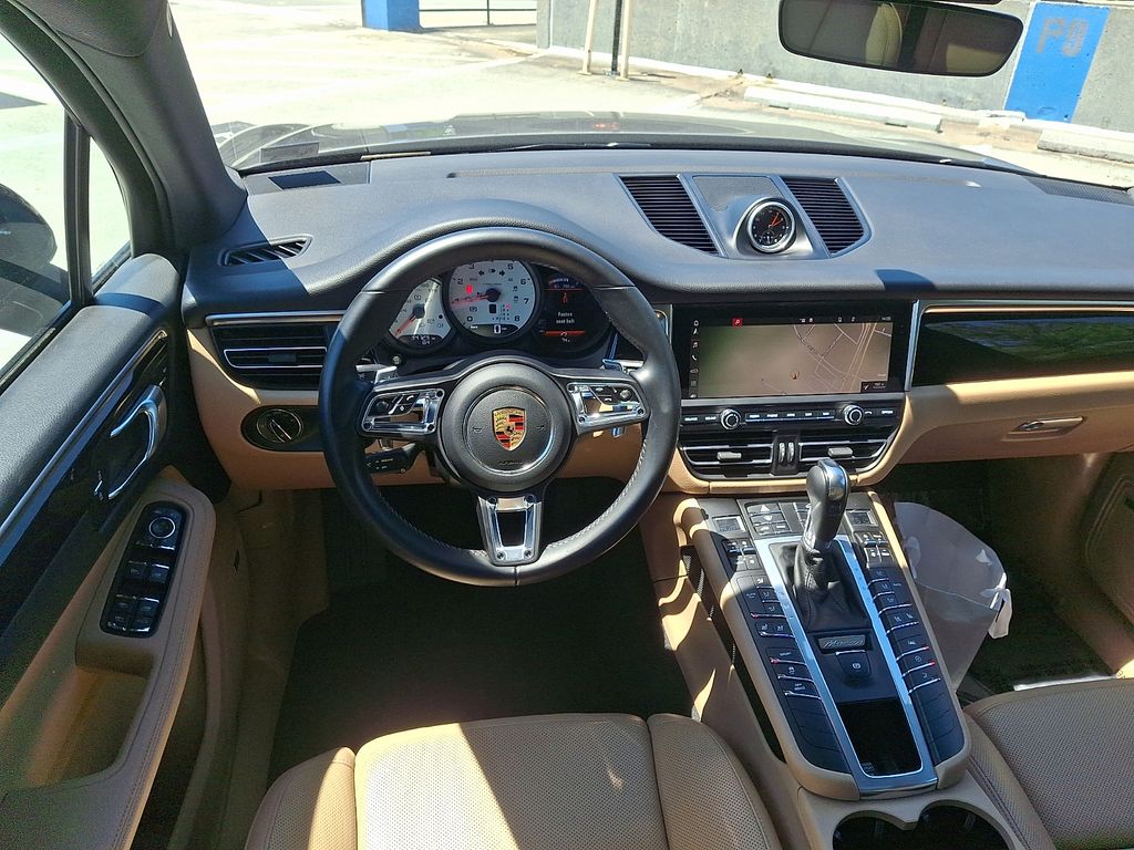 Thumbnail: 2019 Porsche Macan - 14