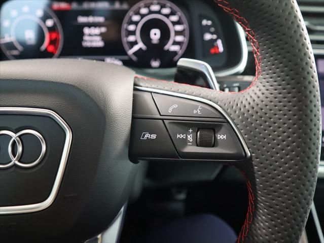 Thumbnail: 2026 Audi RS Q8 - 13