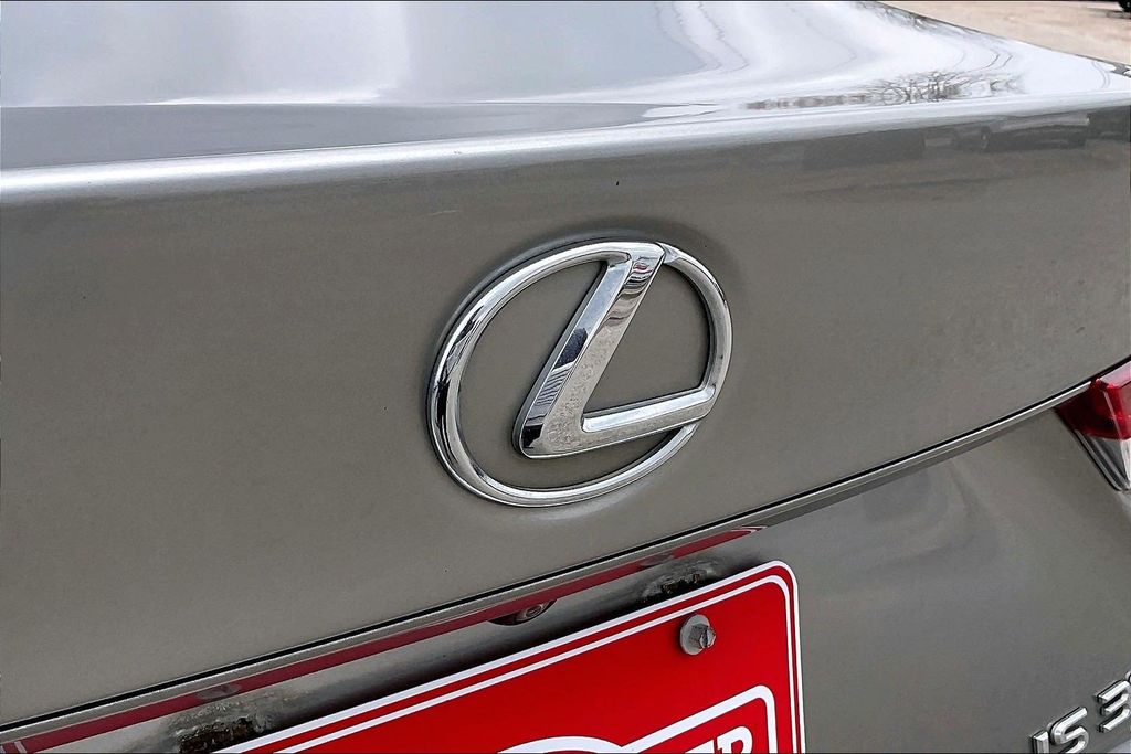 Used 2018 Lexus IS 300 4D Sedan