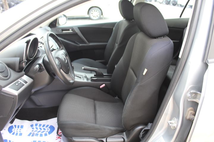 Used Car 2013 Mazda Mazda3  I Touring For Sale Under $10,000 In Georgetown, Texas