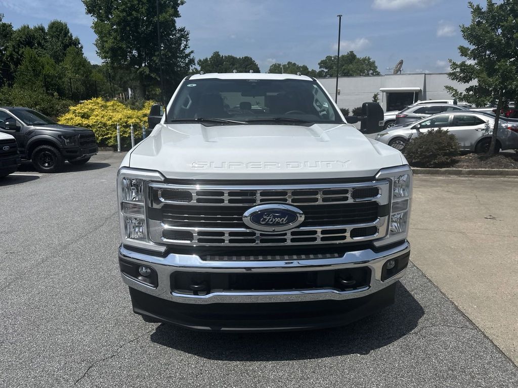 2024 Ford F-250SD XLT 2