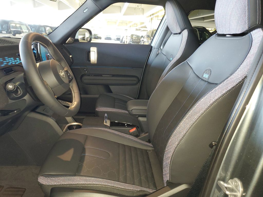 2026 MINI Countryman S - Photo 16