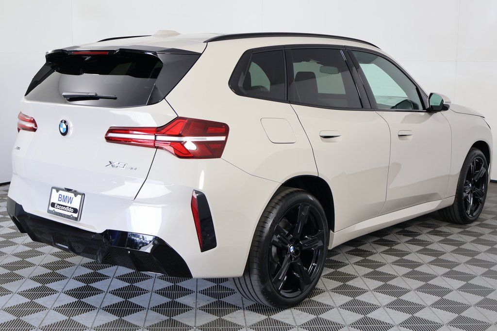 Thumbnail: 2026 BMW X3 - 2