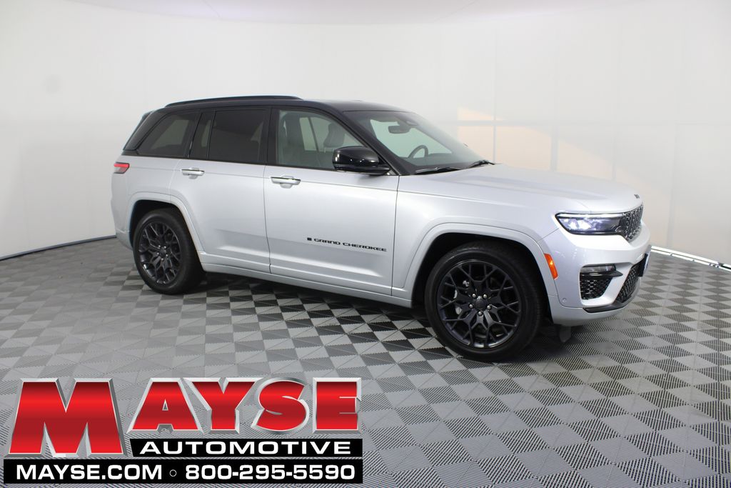 Silver Zynith 2025 Jeep Grand Cherokee SUV / Crossover Four-Wheel Drive 8-Speed Automatic