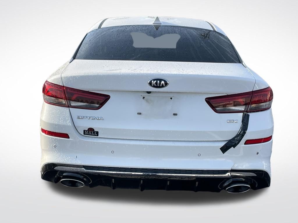 Thumbnail: 2020 Kia Optima - 4