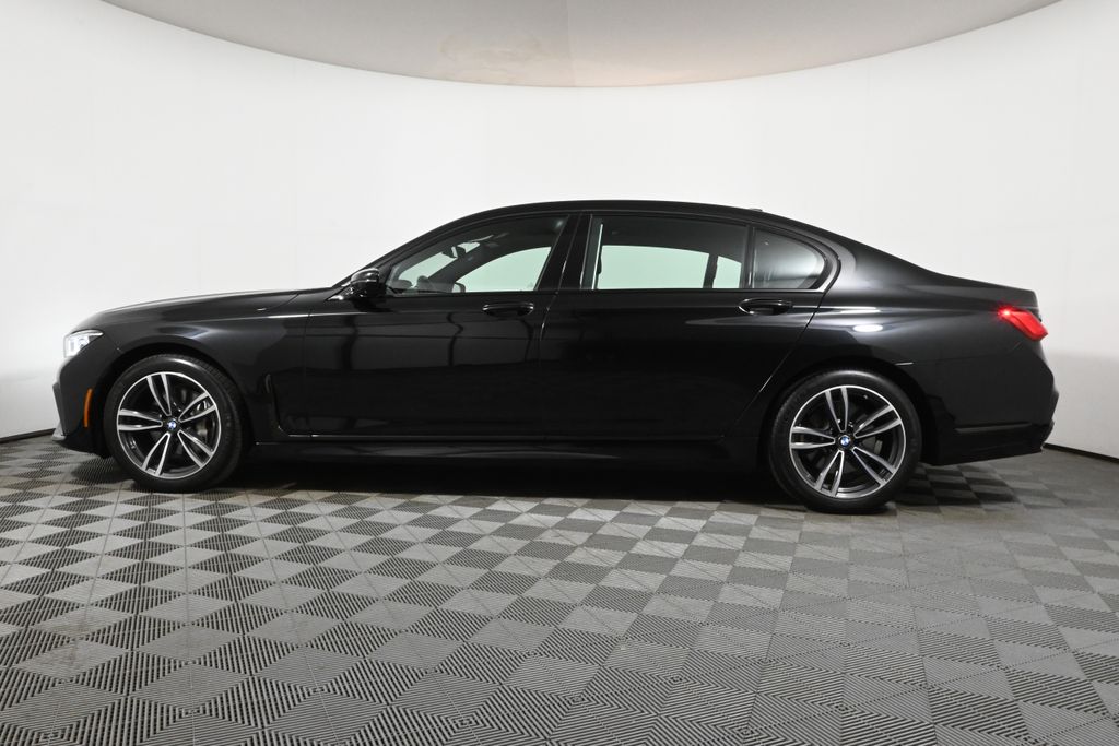 2021 BMW 7 Series 740i xDrive 2