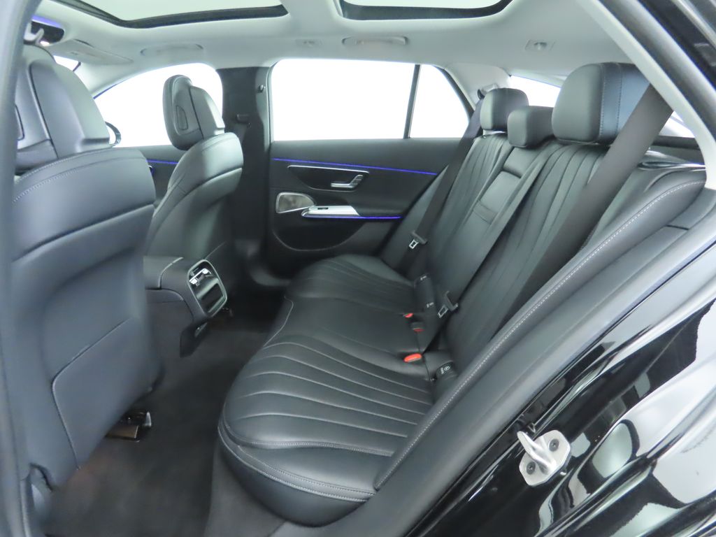 Thumbnail: 2025 Mercedes-Benz E-Class - 22