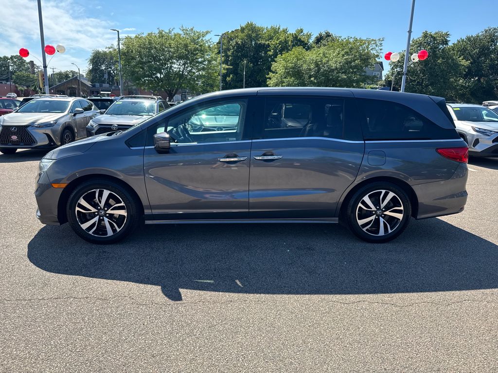 Used 2018 Gray Honda Elite image 4