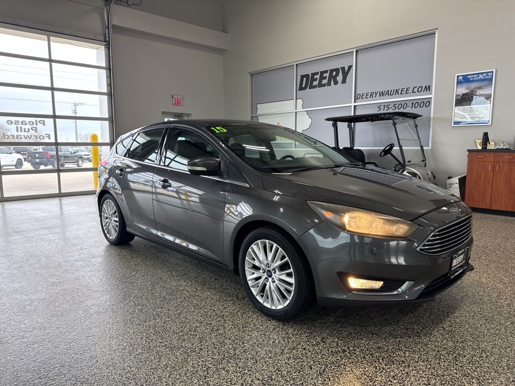 2015 Ford Focus Titanium Hatchback