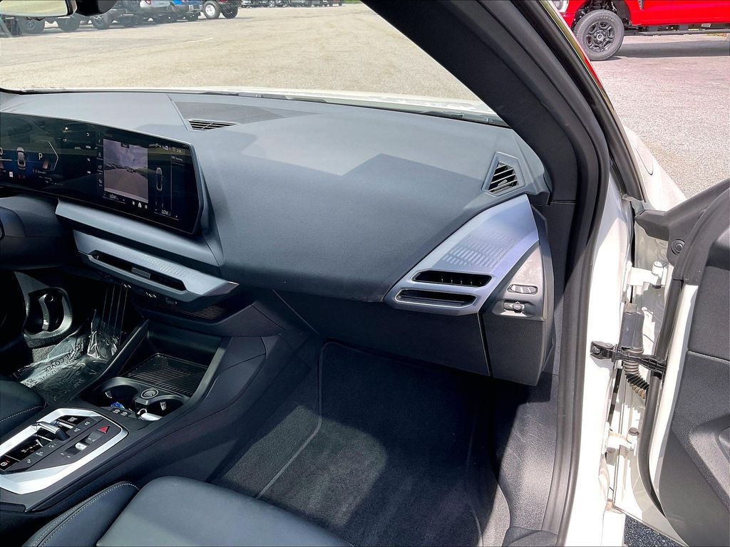 2025 BMW 2 Series — photo 12