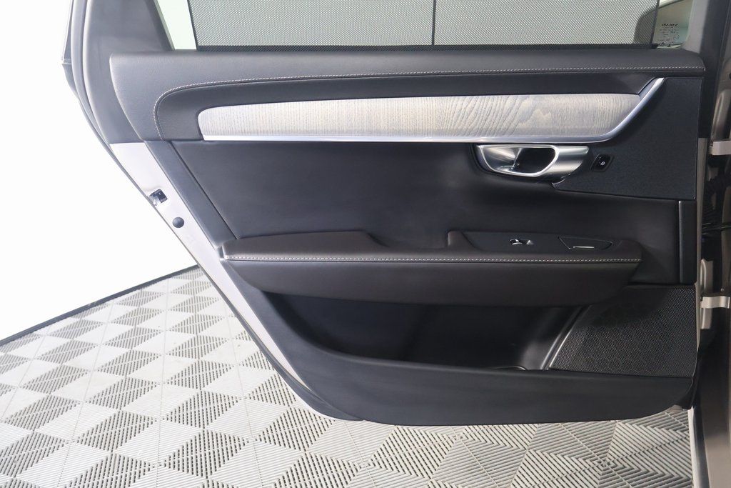 2025 Volvo S90  13