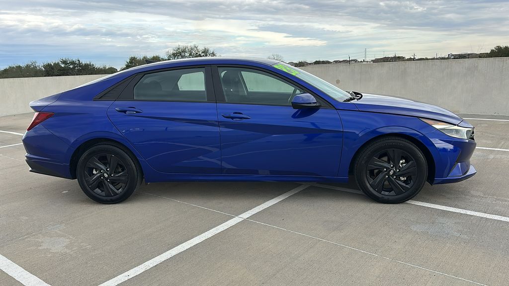2023 Hyundai Elantra SEL Blue at Victoria Chrysler Dodge Jeep Ram