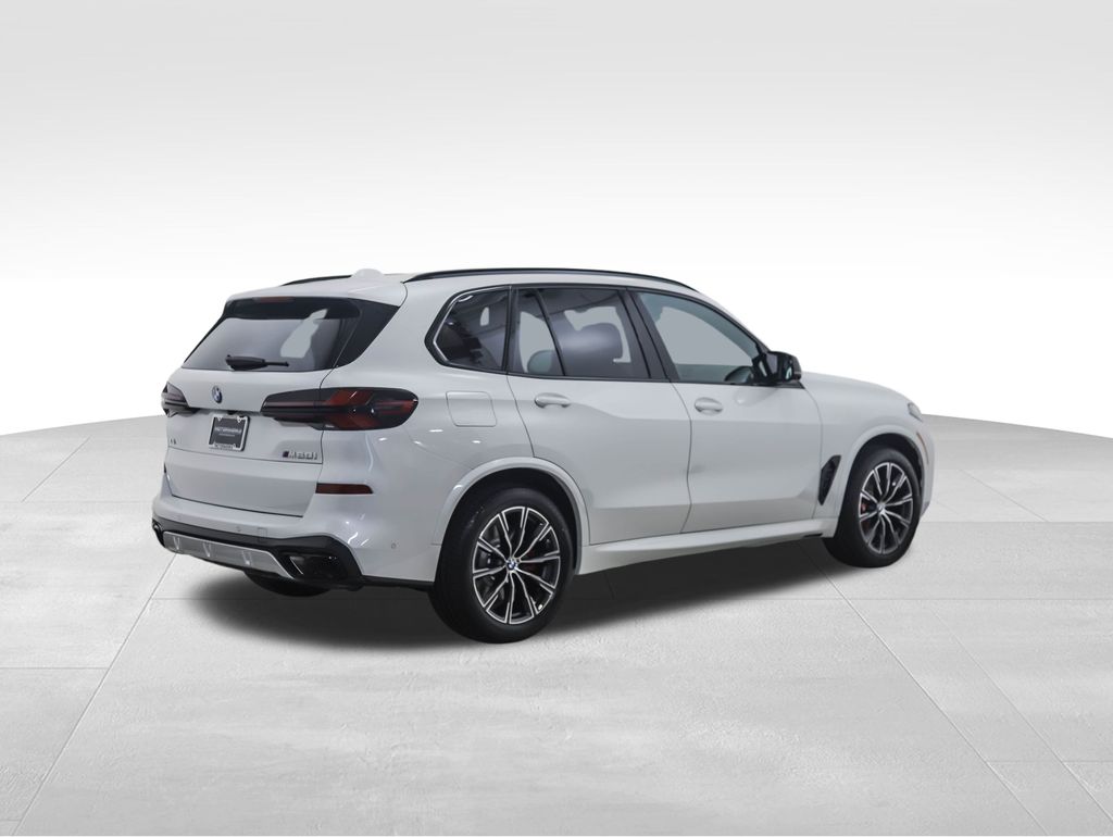 2025 BMW X5 M60i 5