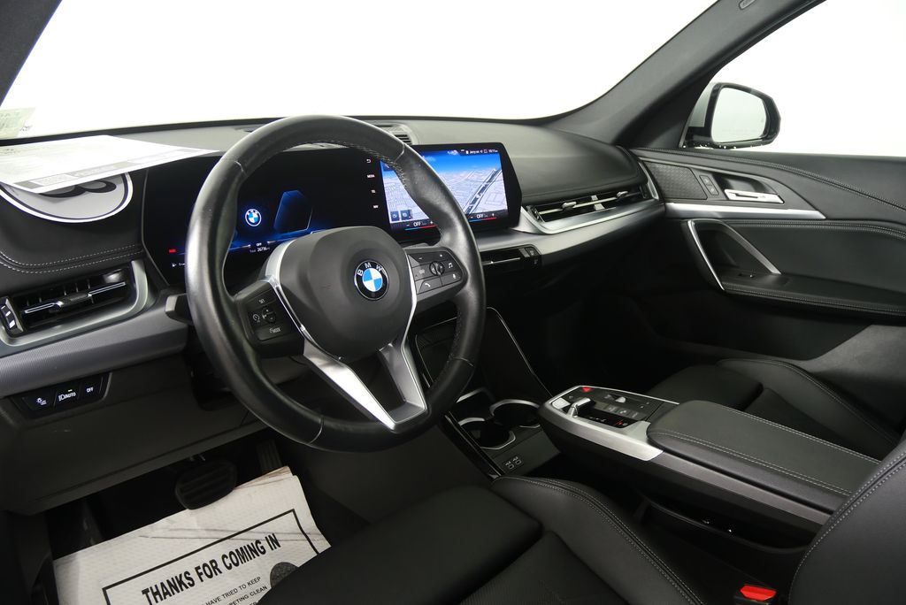 Thumbnail: 2023 BMW X1 - 13