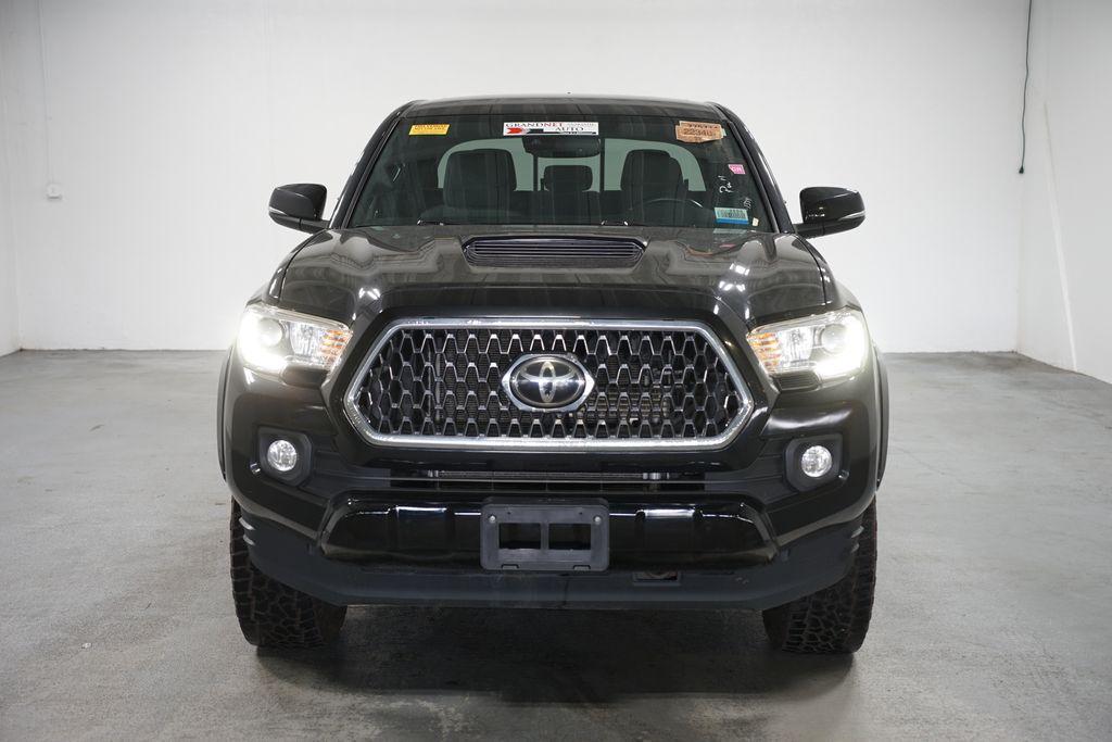 Thumbnail: 2019 Toyota Tacoma - 2
