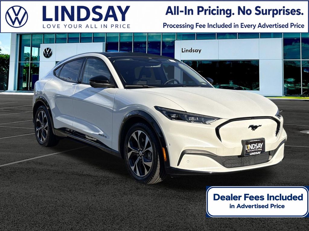 Star White Metallic Tri-Coat 2023 Ford Mustang Mach-E SUV / Crossover All-Wheel Drive Automatic