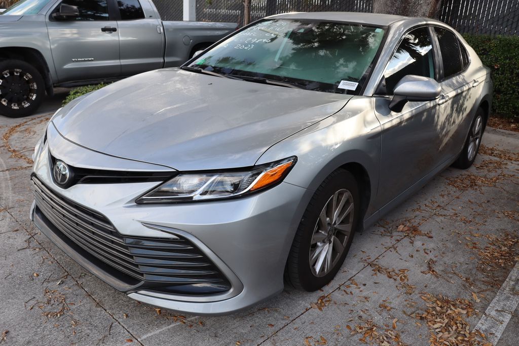 2023 Toyota Camry LE 2