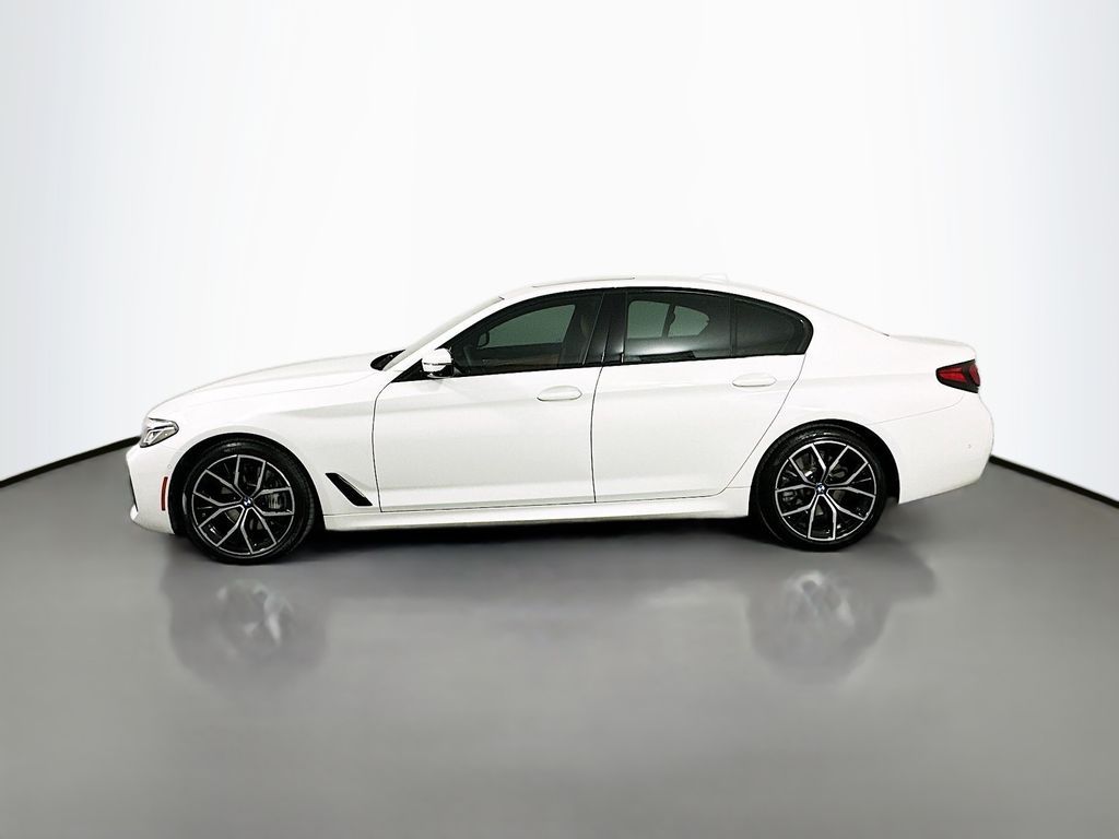 Thumbnail: 2021 BMW 5 Series - 8