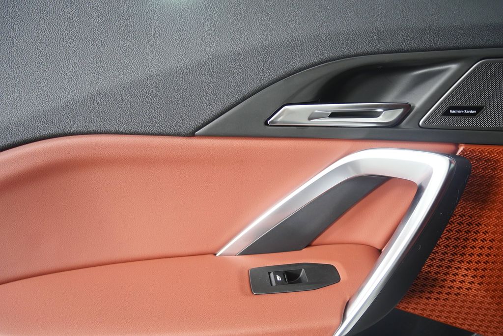 Thumbnail: 2026 BMW X1 - 14